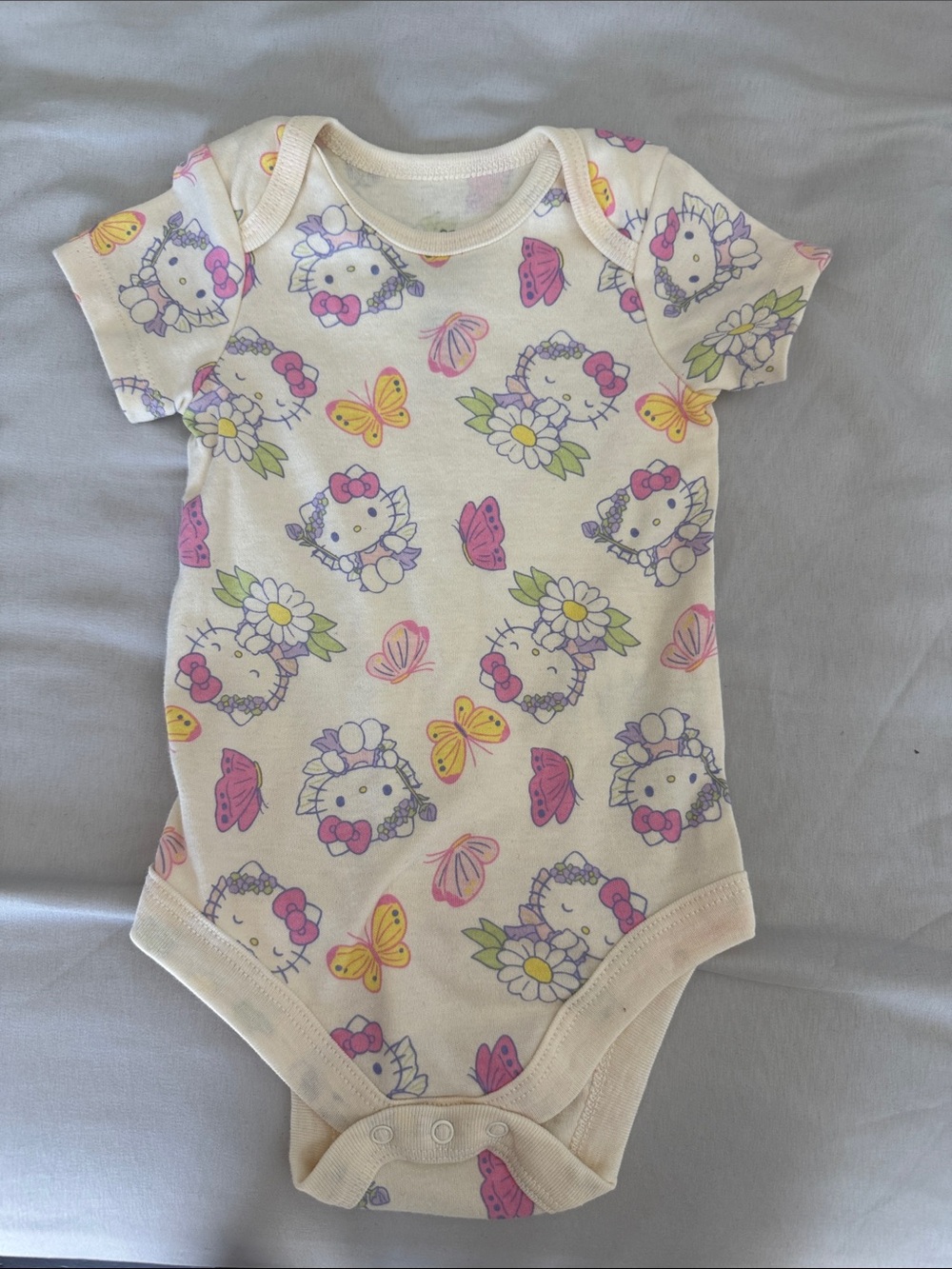 Hello Kitty Onsie. 6-9 mo. NWOT